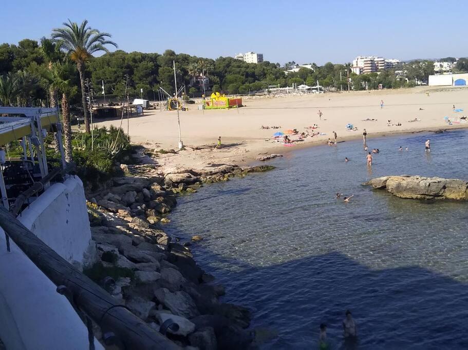 Suitur Beachfront Apartment Roc De Sant Gaieta Roda de Bará Eksteriør bilde