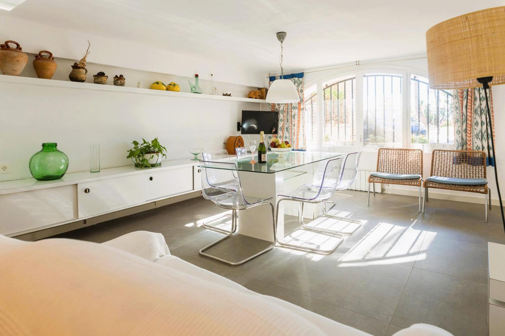 Suitur Beachfront Apartment Roc De Sant Gaieta Roda de Bará Eksteriør bilde